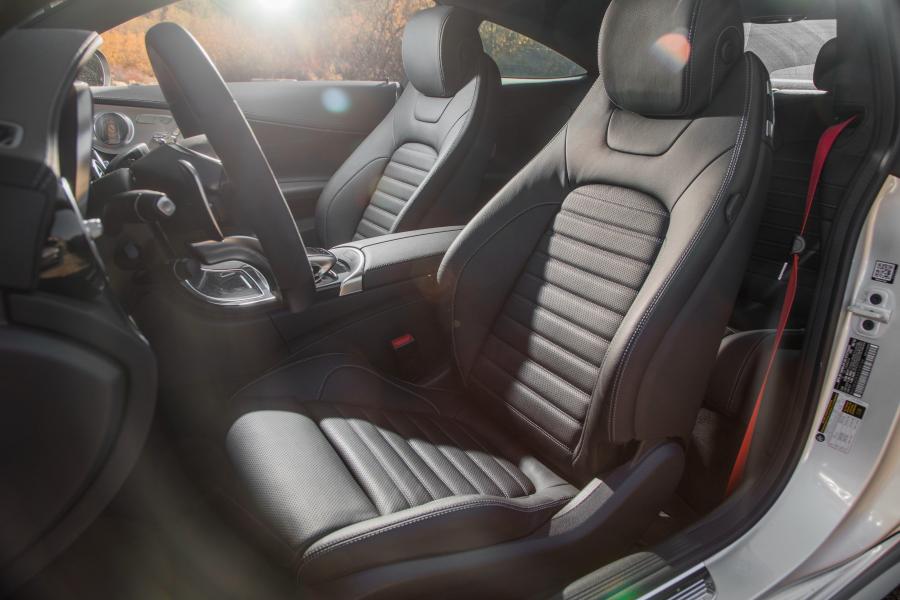Интерьер Mercedes-AMG C43 4Matic Coupe 2016 года  (NA) (фото 23 из 25)